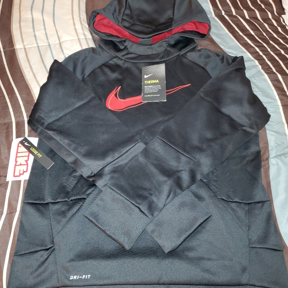 NWT-Boy's Dri-Fit Nike Hoodie